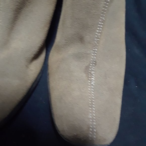 Sage green ankle boots. Size 40 preowned - Picture 3 of 5